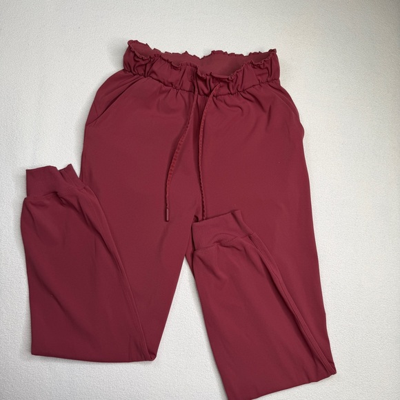 Lululemon Stretch High-Rise Jogger *Shorter Length•Mulled Wine🍷 - Picture 7 of 16
